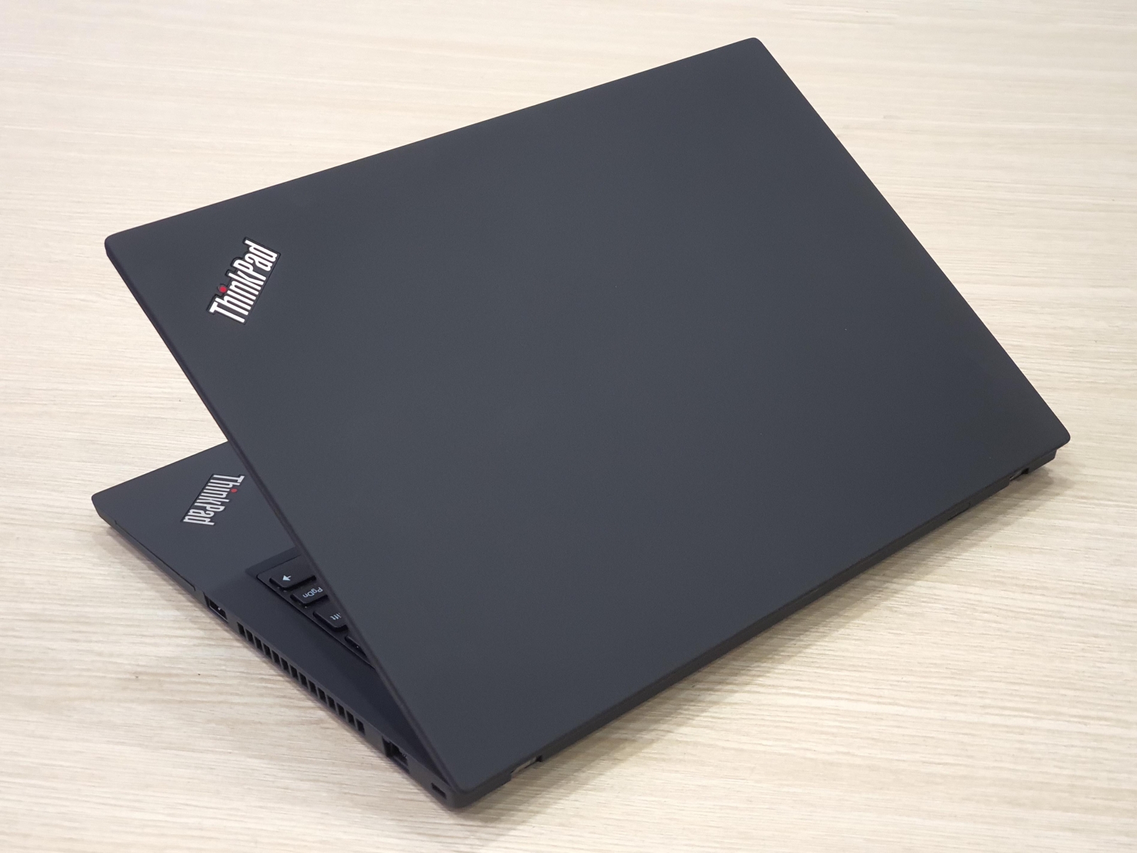 thinkpad t14 giá rẻ